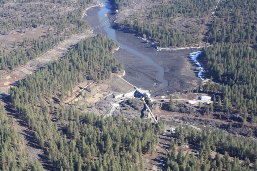 Klamath River and emerging mudflats behind JC Boyle Dam (Credit: Evan Bulla, Trout Unlimited)